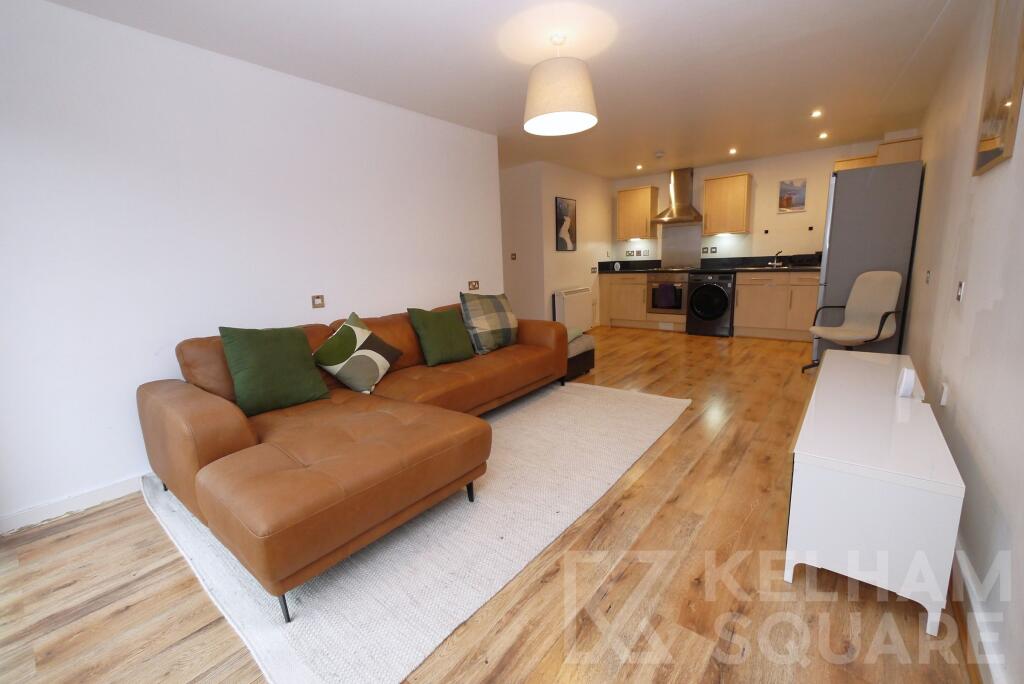 Apartment in Sheffield, South Yorkshire - View 2