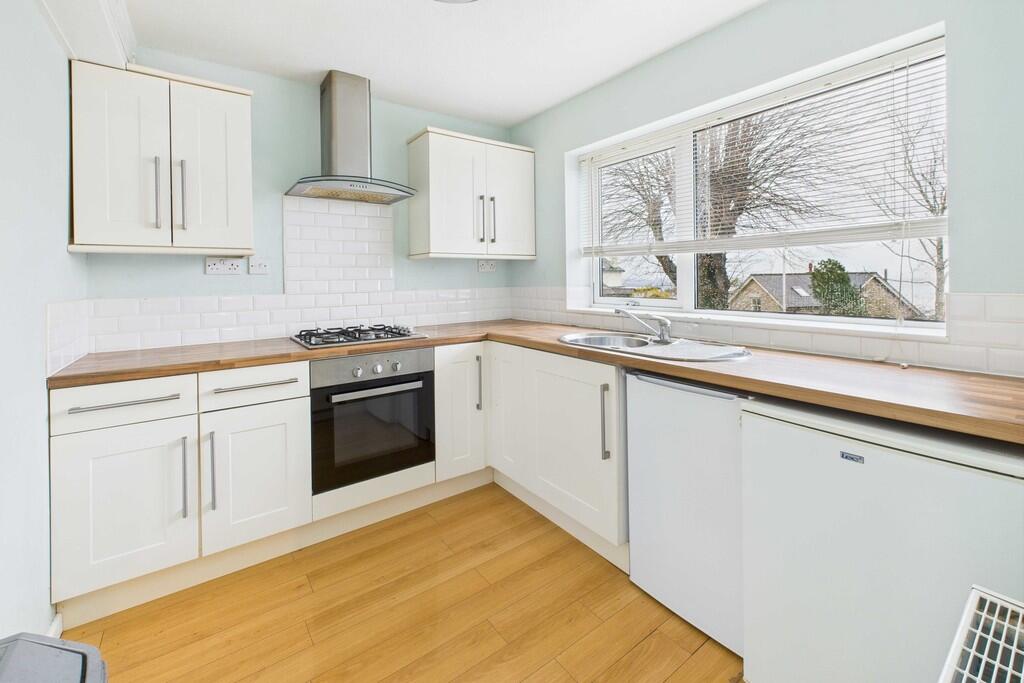 37 Charney Road, Grange over Sands, Cumbria, LA11 6BP - View 4