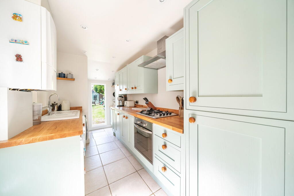 Test Road, Whitchurch, RG28 7LP - View 2