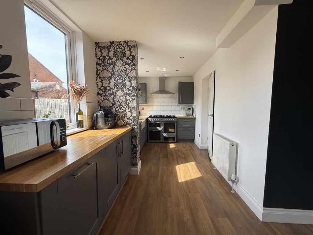 Brinkburn Drive, Darlington photo 4