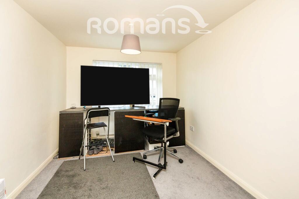 Sylvia Close, Sylvia Close, Basingstoke, RG21 - More