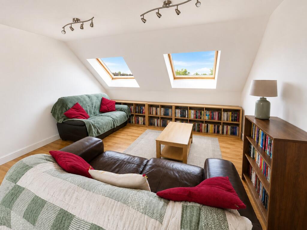 Apartment in Derby - View 5