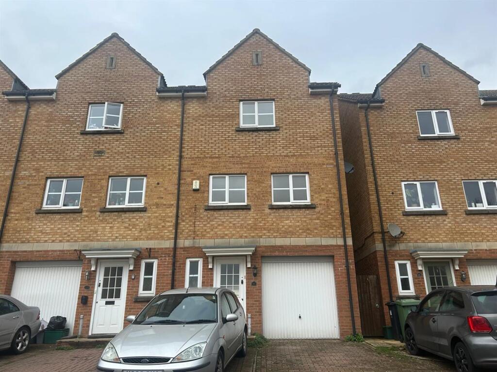 Main image of property: Blue Falcon Road, Bristol