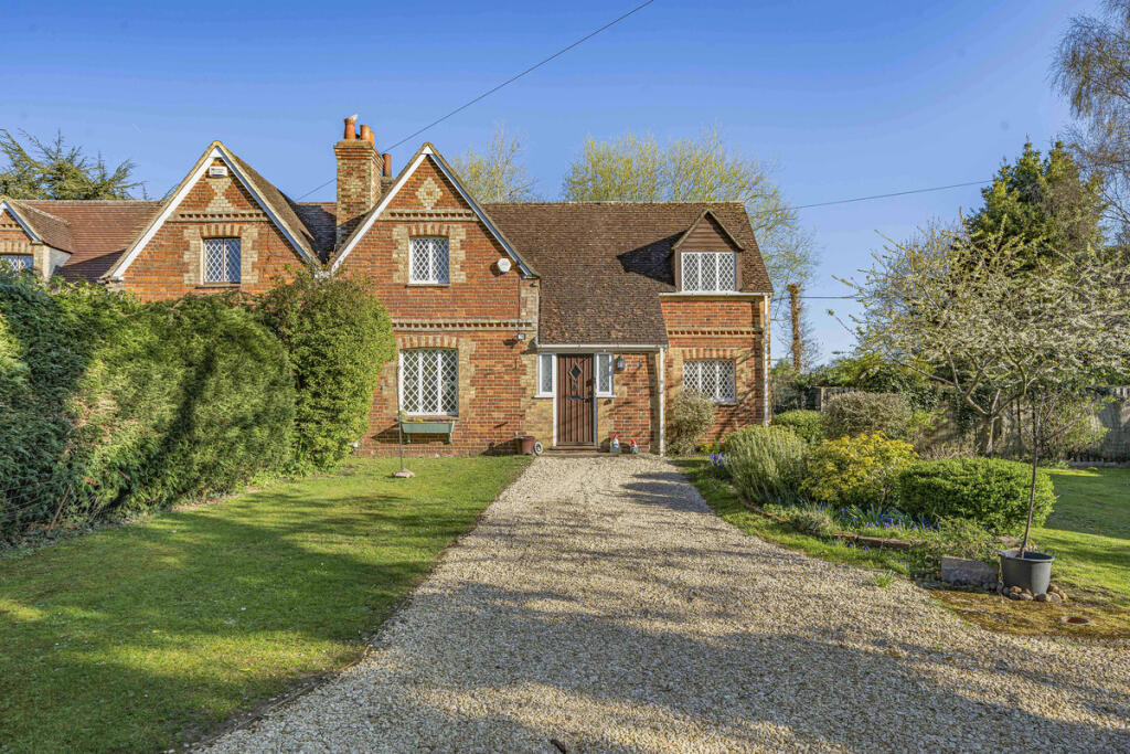 Main image of property: The Green, Marsh Baldon, OX44 9LJ
