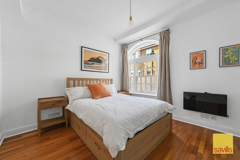 Apartment in London - More