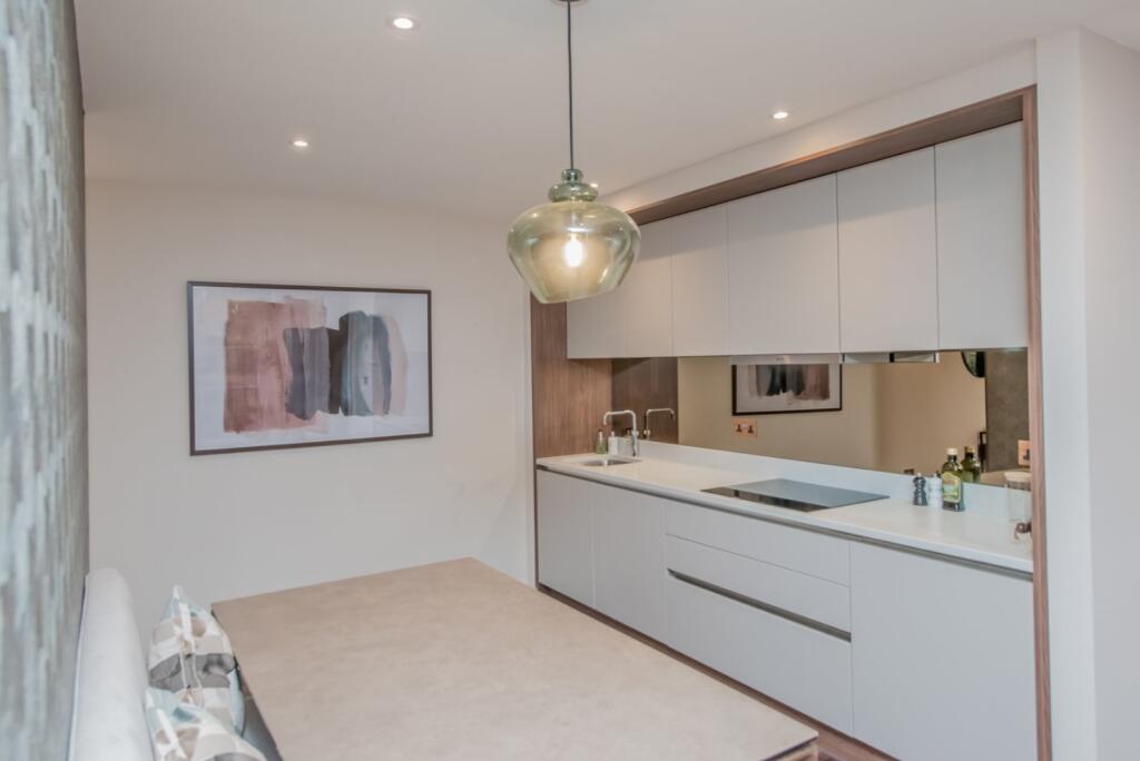 Madison Gardens, Liversedge, West Yorkshire, WF15 photo 3