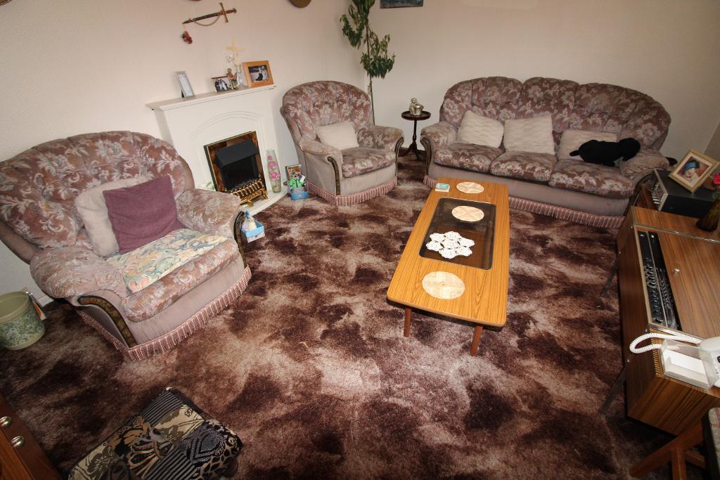 Willow Way, Bletchley, Milton Keynes, Buckinghamshire, MK2 2JX photo 3