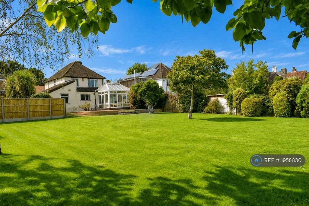House in Southampton - View 3