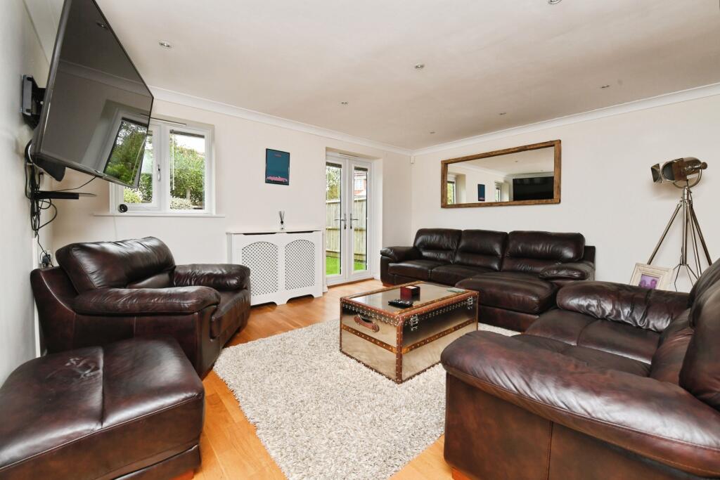 House in Southend-on-Sea - View 2