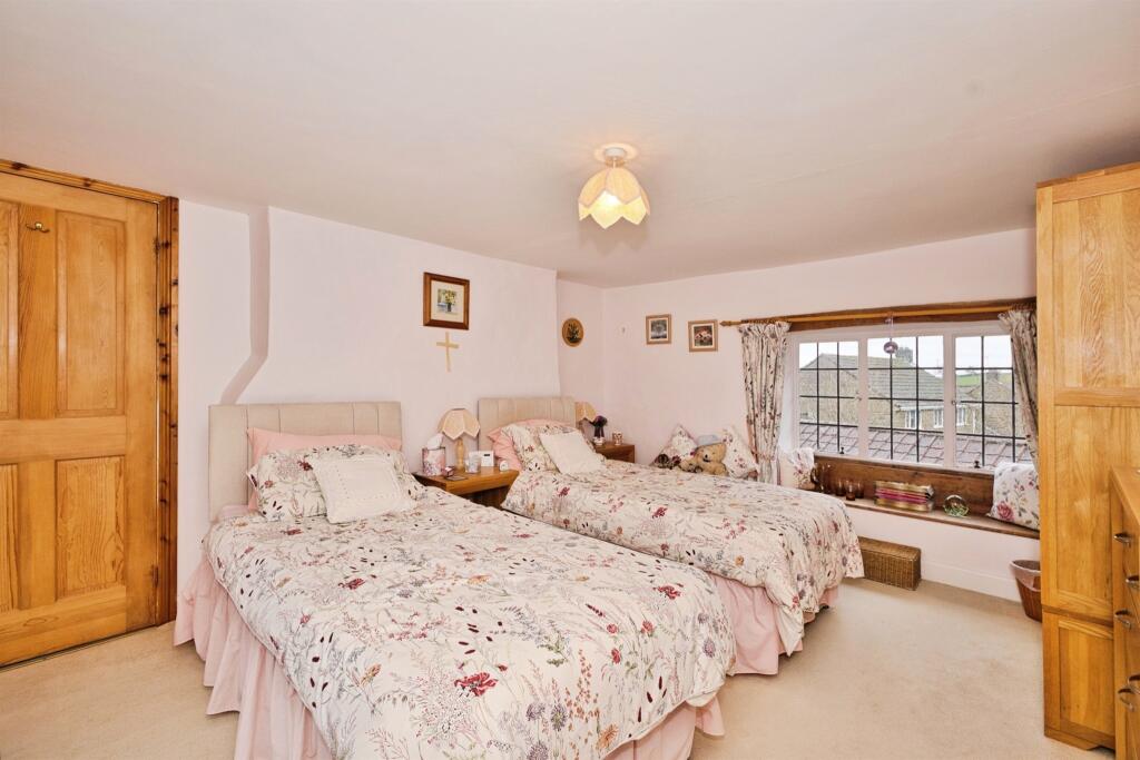 Additional image 11 of Bishops Lane, Hardington Mandeville, Yeovil