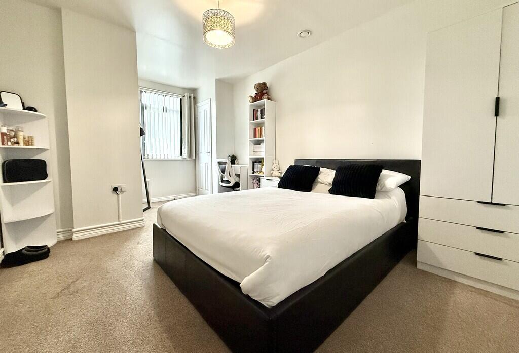 Apartment in Portsmouth - More