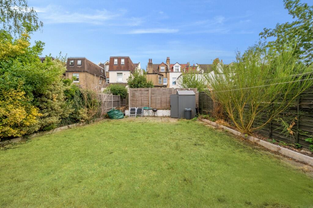 Apartment in London - View 4
