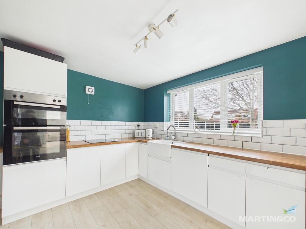 House in Upton, Overchurch Hill - View 6
