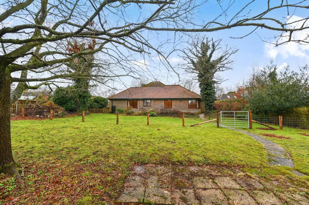 Maidstone Road, Sutton Valence, Kent - View 3