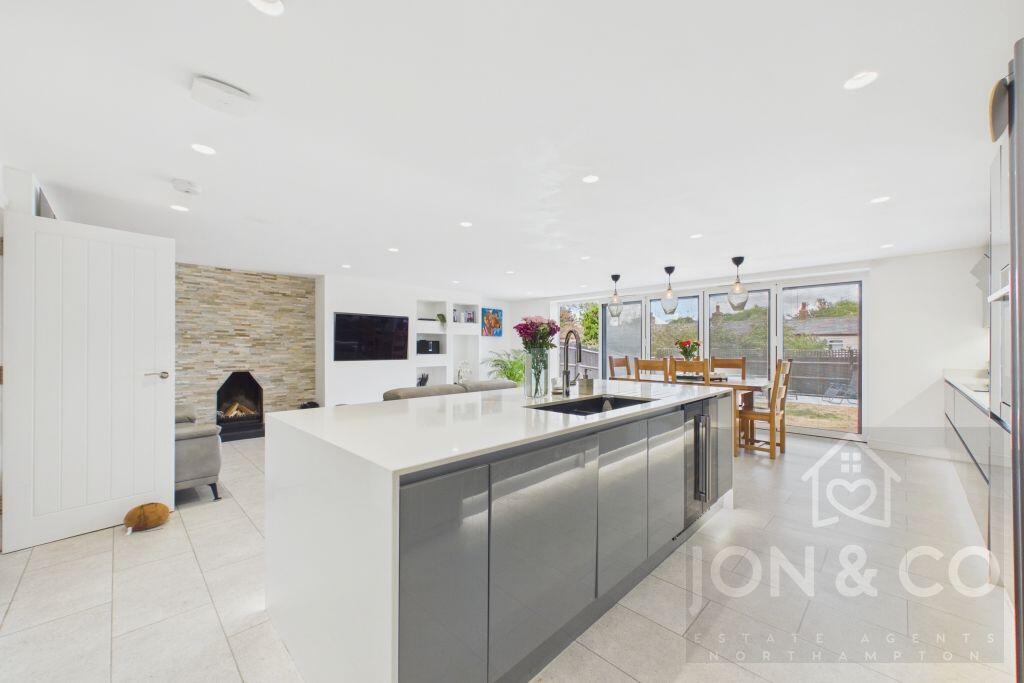 House in Northampton, Moulton - View 4