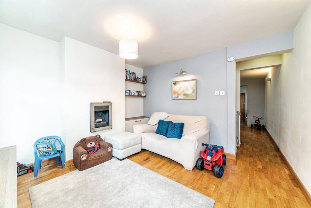 House in Reading, Spring Gardens, Whitley - View 2