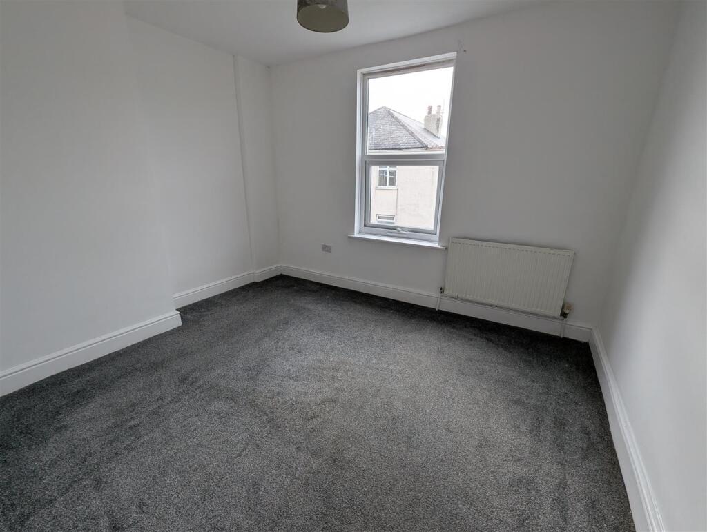 House in Darlington - View 5