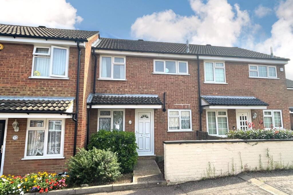 3-bed terraced on Crown Close, Sheering, Bishop's Stortford, CM22, £335,000