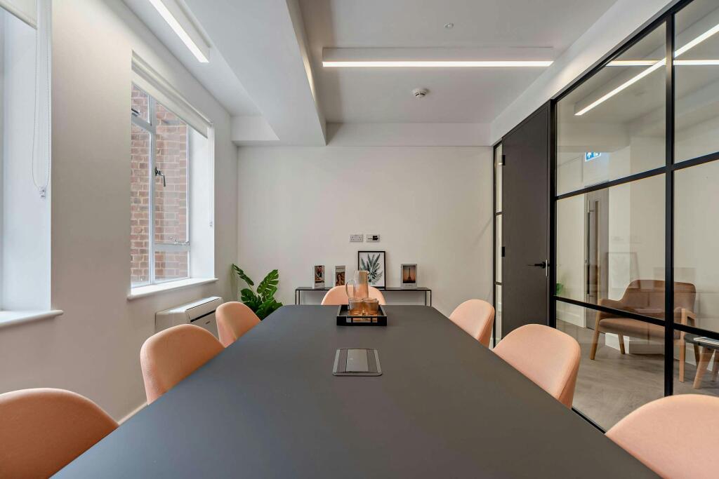 8705242-interior13-800.jpg