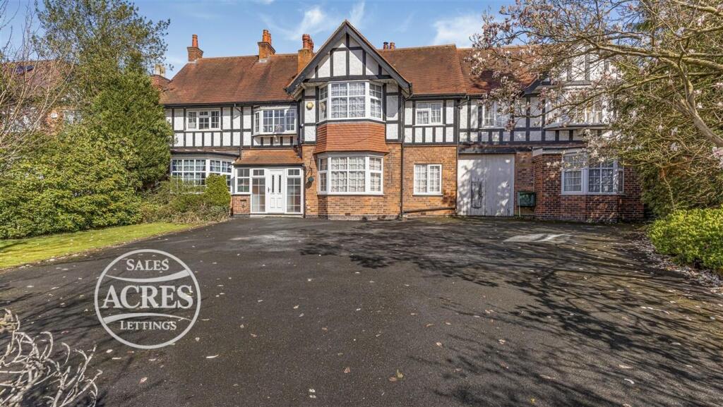 Main image of property: Lichfield Road, Four Oaks, Sutton Coldfield