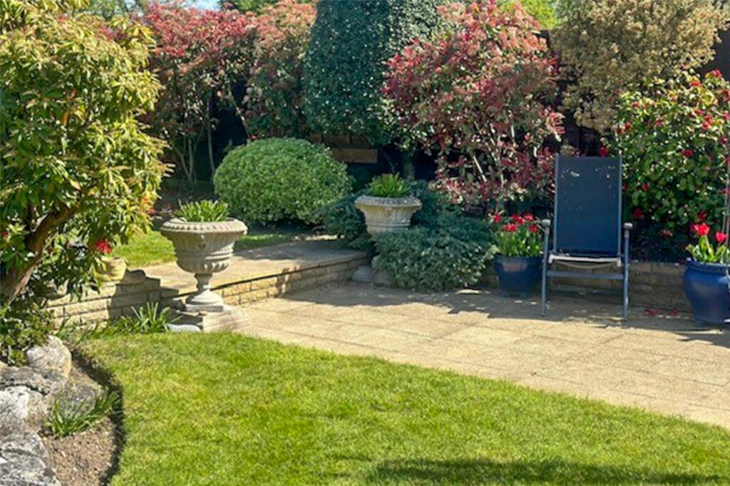 Additional image 24 of Forefield, St. Albans, Hertfordshire, AL2