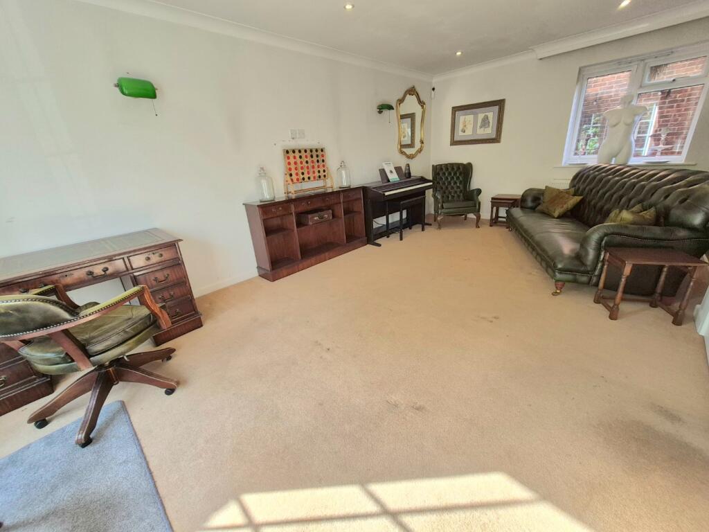 Branksome Wood Road, Bournemouth, Dorset, BH4 photo 4