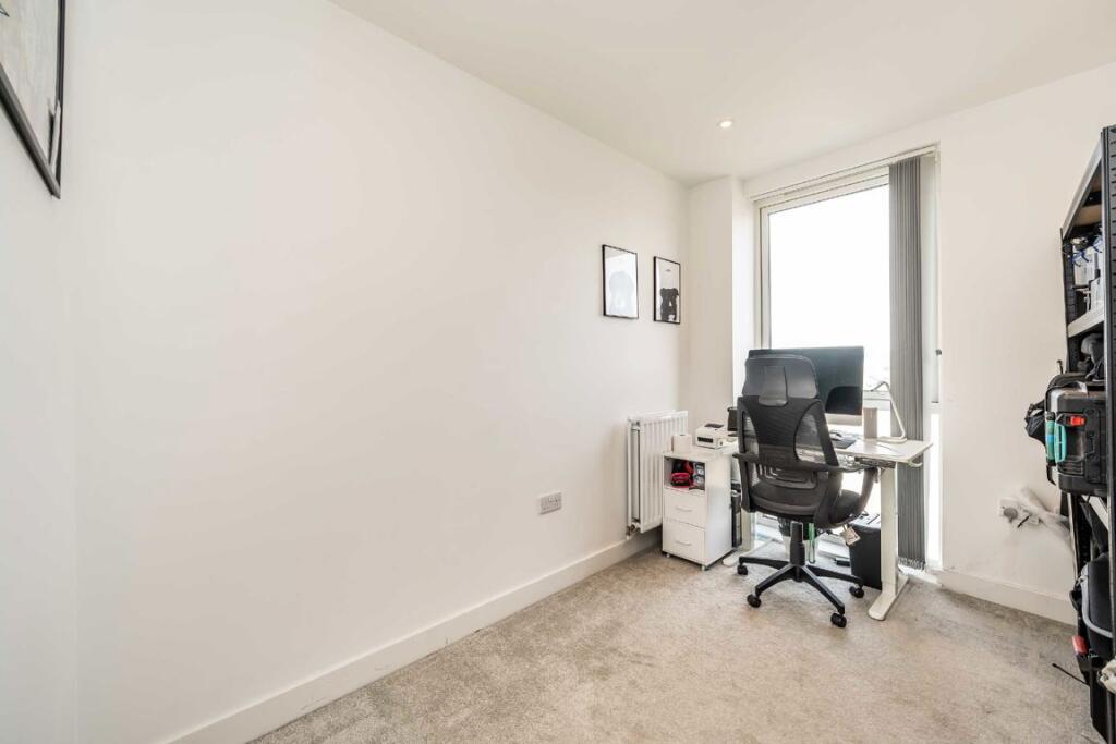 Apartment in London - More