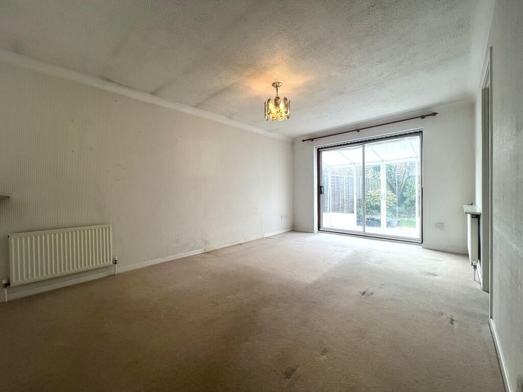 Whitemill Road, Chatteris, Cambs., PE16 6PG photo 4