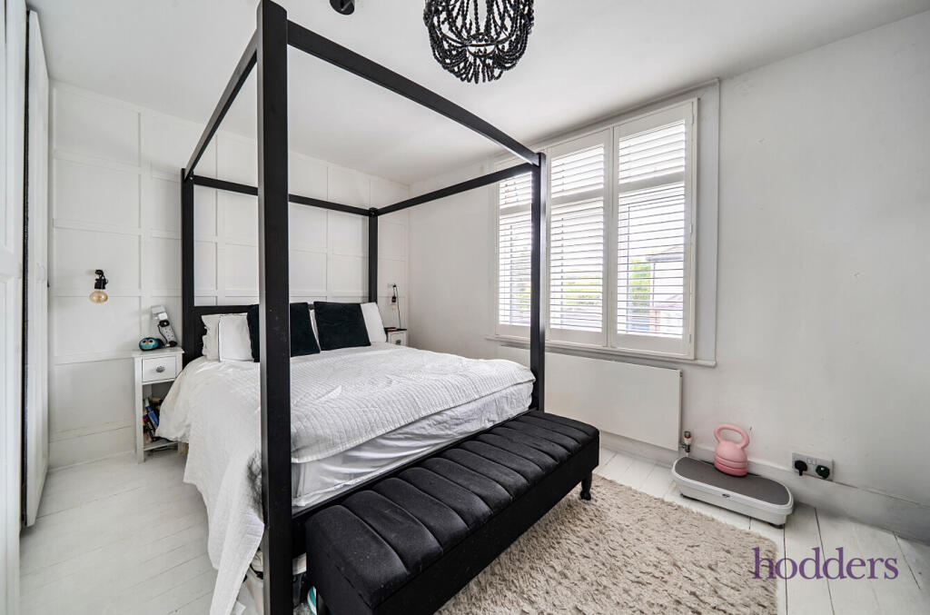 House in Runnymede, Chertsey - View 4