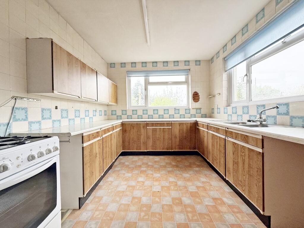 Heol Johnson, Talbot Green, Pontyclun, Rhondda Cynon Taff. CF72 8HR - View 2