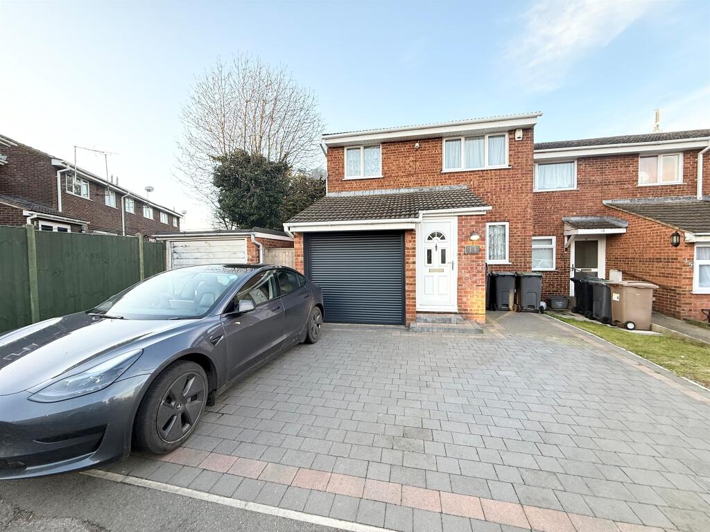 Main image of property: Dunsmore Road, Luton