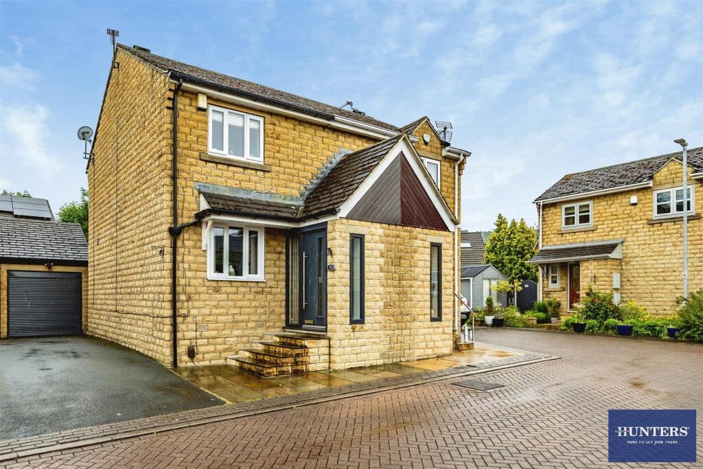 Main image of property: Oliver Meadows Elland, HX5 9HA