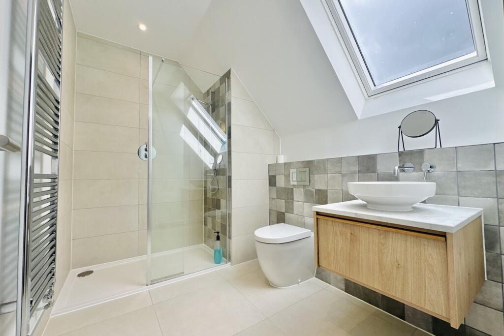 House in Hart, Hareshill, Crookham Village - More