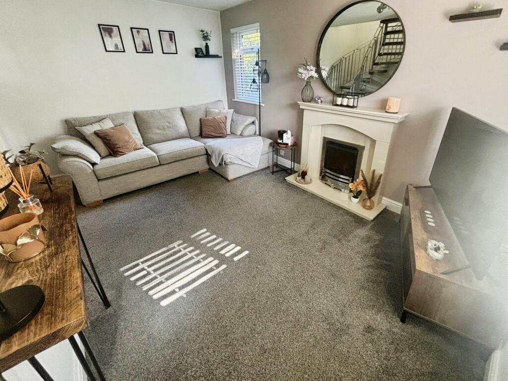 House in South Staffordshire, Perton - View 4