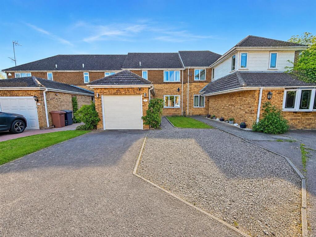 Main image of property: Gwyn Close, Boreham, Chelmsford
