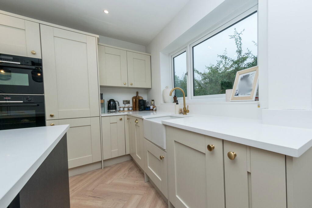 House in Wakefield - View 5