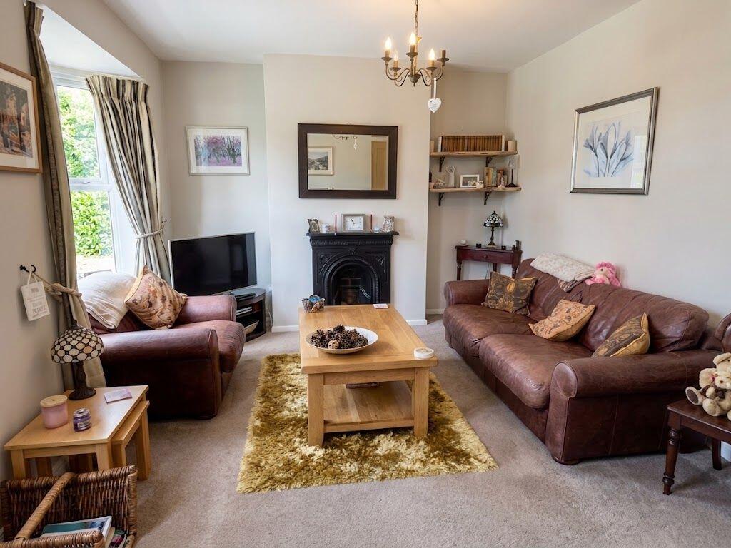 House in Newport Pagnell, Green Park - View 2