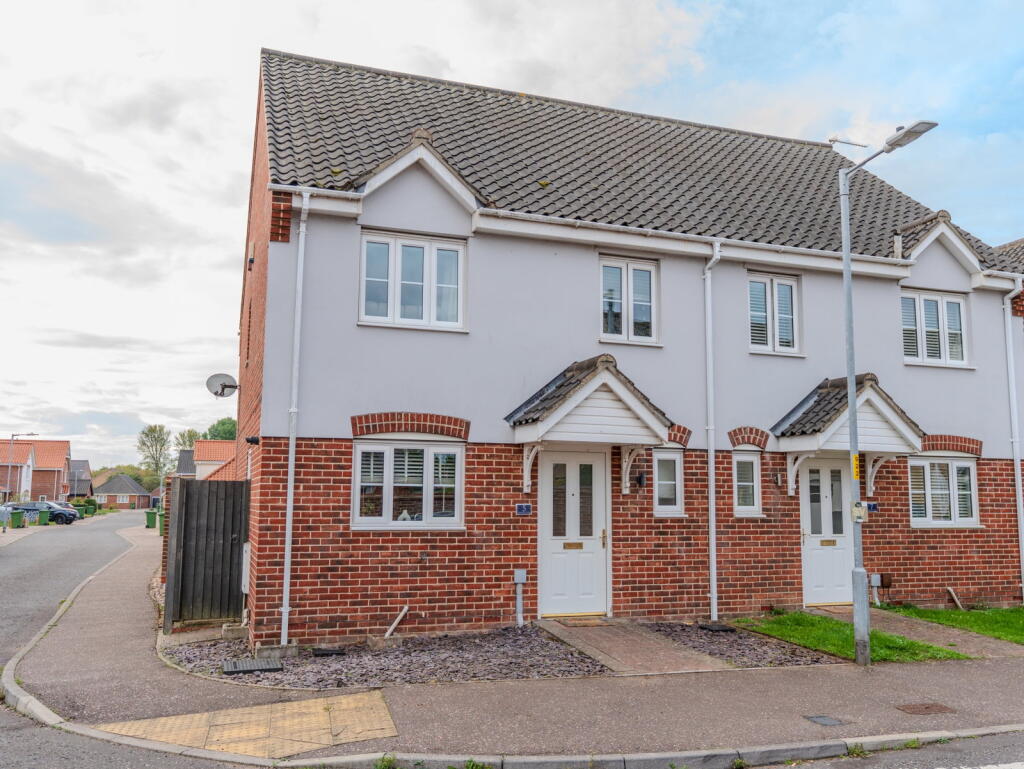 Main image of property: Lumsden Close, Bradwell, Great Yarmouth, NR31 8TB