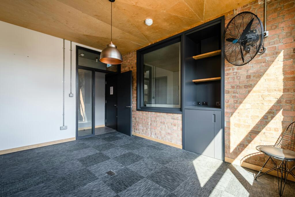 London Fields Studios 1819 5.jpg