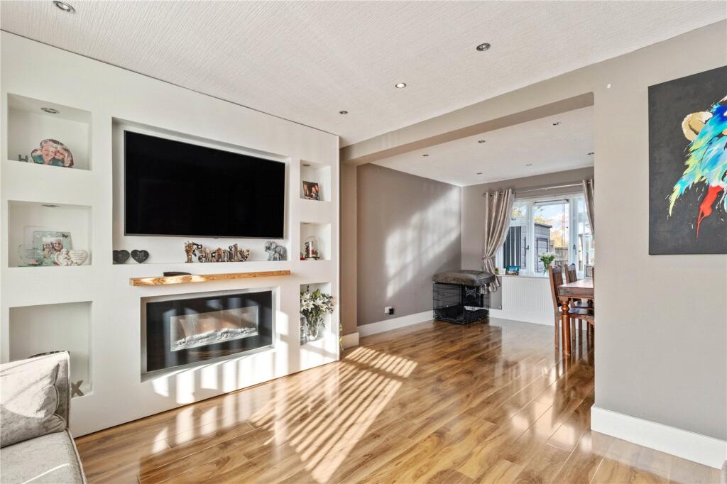 Old Meadow Lane, Hale, Altrincham, Greater Manchester, WA15 photo 4