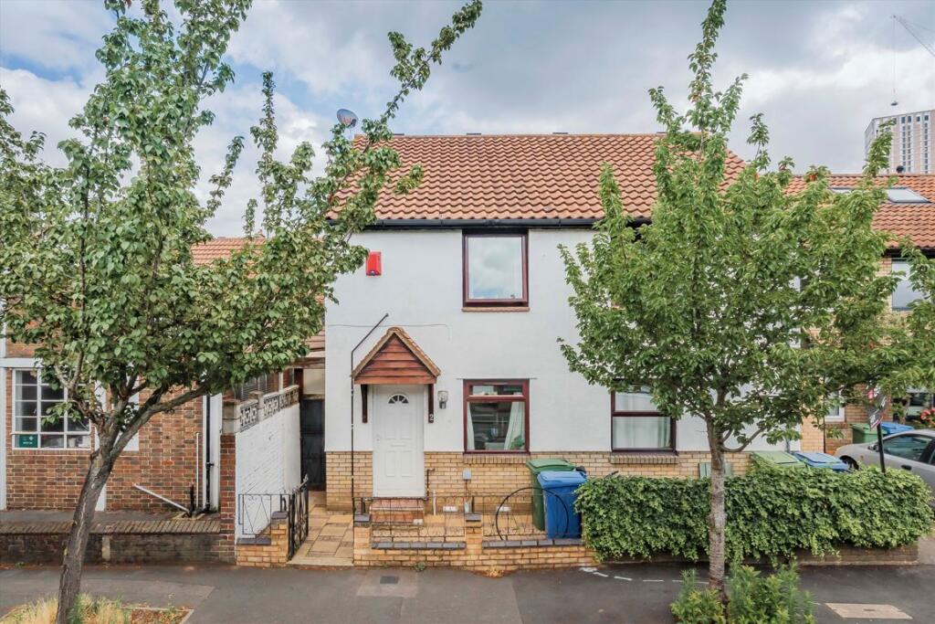 Main image of property: Trothy Road, London