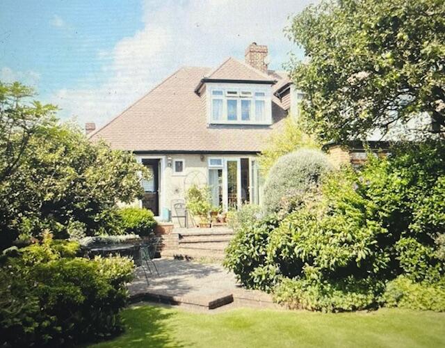 House in Dartford - View 2