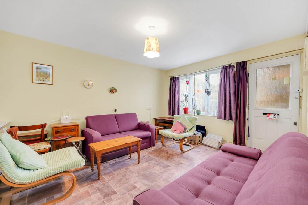 Church Road, London, E10 photo 4