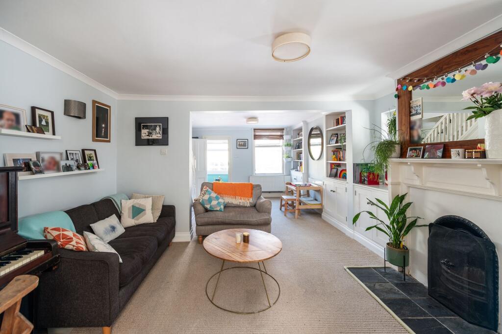 House in Reigate and Banstead, Meadvale - View 5