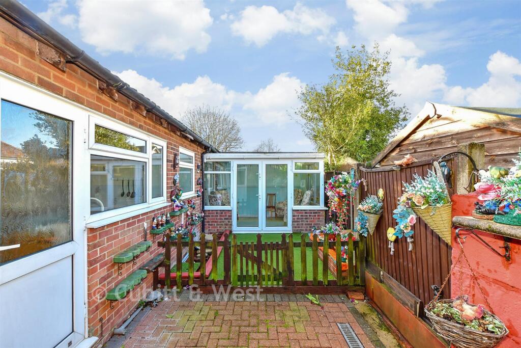 Churcher Road, Westbourne, Hampshire - View 4