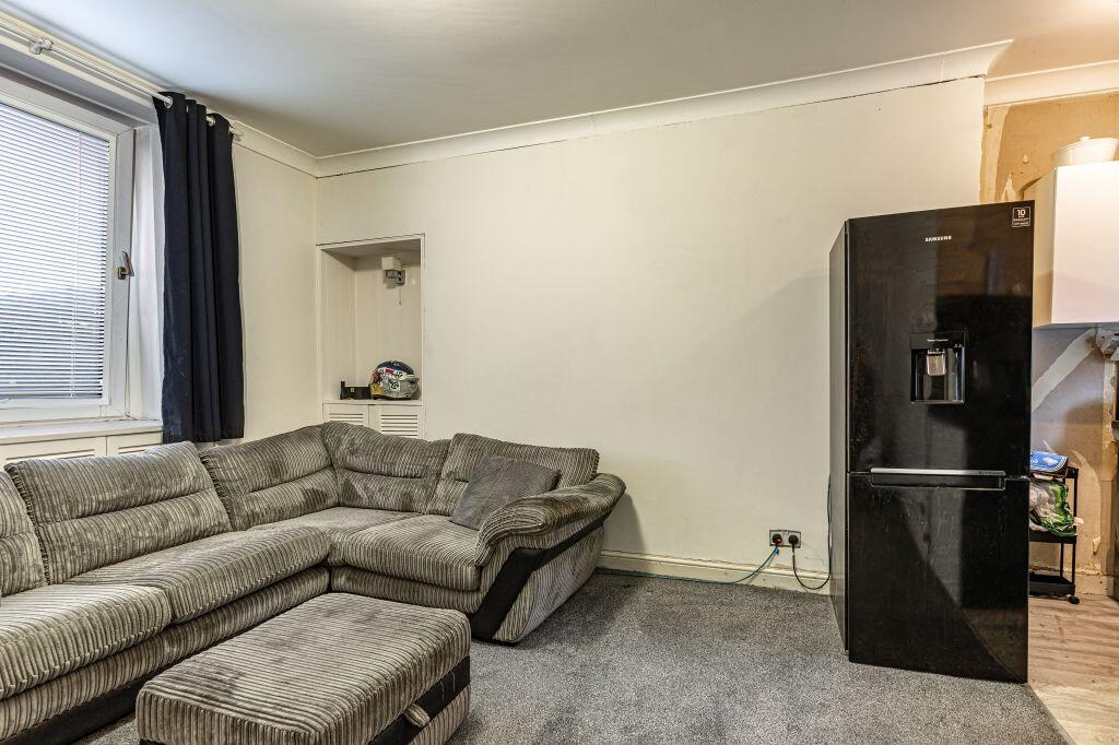 46 Magdala Terrace, Galashiels, TD1 2HS photo 4