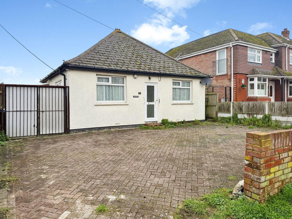 Main image of property: Sea View Road, Cliffsend, Ramsgate, CT12 5EH