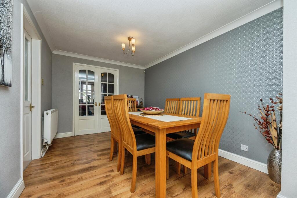 House in Bromsgrove - View 4