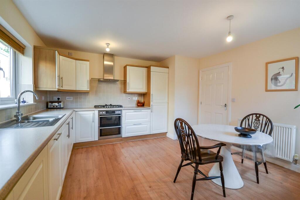 House in Nottingham - View 5