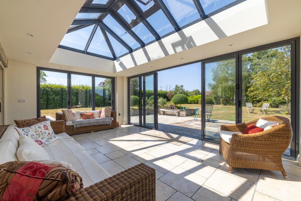 House in Taunton - View 4